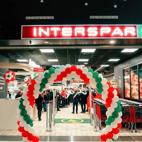 RIAPRE IL NUOVO INTERSPAR DI EBOLI: NUOVI SERVIZI, SOSTENIBILITÀ E SAPORI AUTENTICI